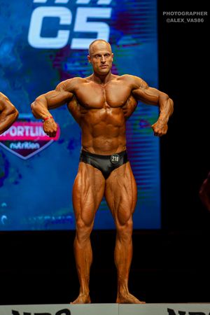 СLASSIC PHYSIQUE +178